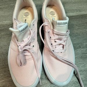 Adidas pink ladies tennis shoes